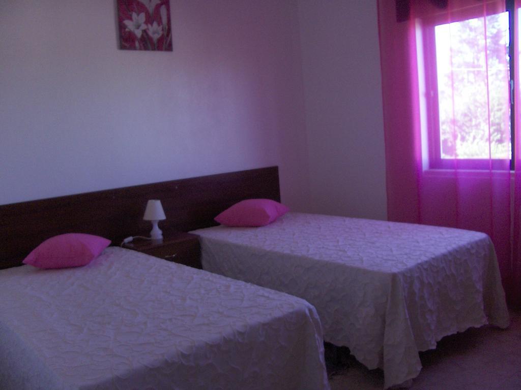 Vivenda Palheiras Villa Roncão Oda fotoğraf